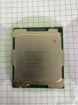 Intel Xeon W-2223 & Intel Xeon W-2104
