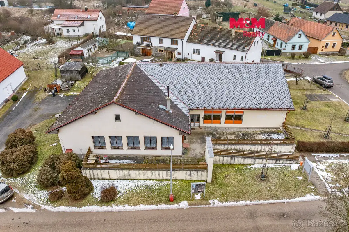 Prodej chalupy, 345 m², Stebno u Petrohradu