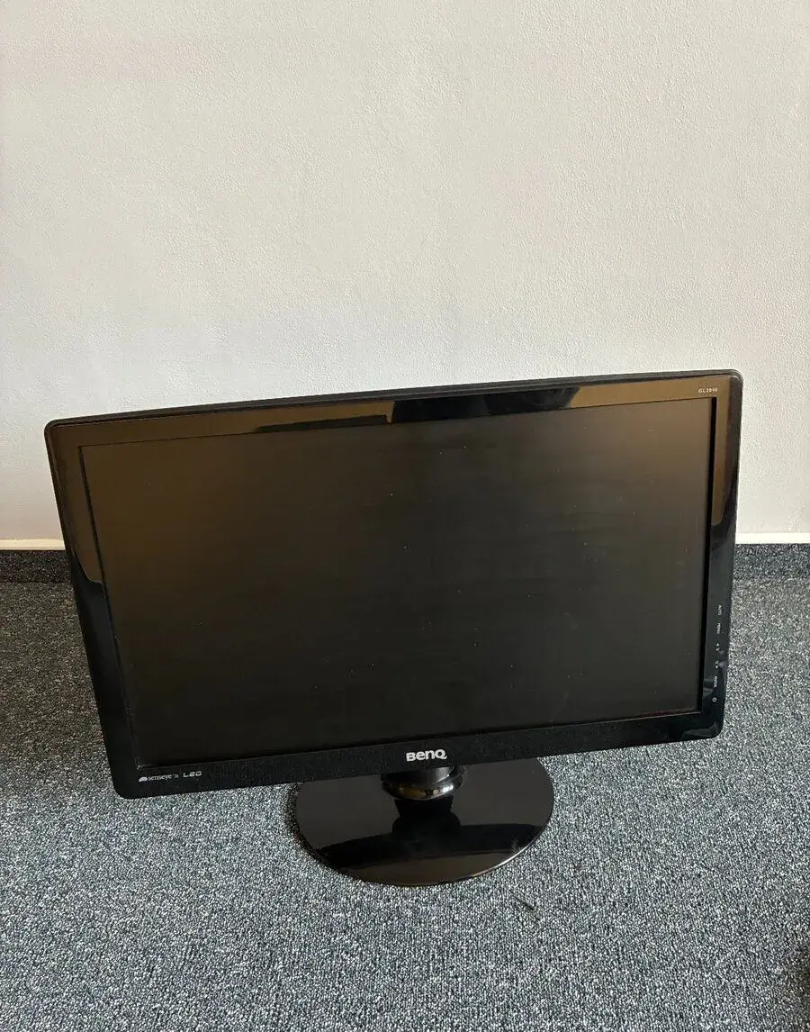 LCD monitor BenQ 24" – plně funkční