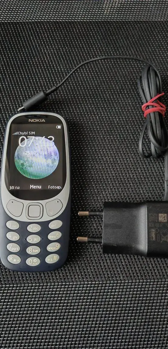 3310 2017 Nokia plně funkční v hezkém stavu