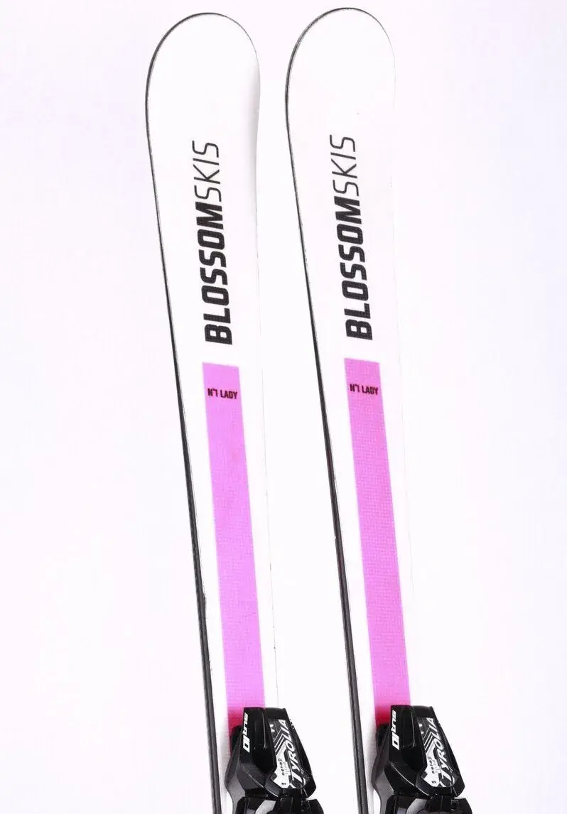 Použité dámské lyže BLOSSOM SKIS N1 LADY 2026