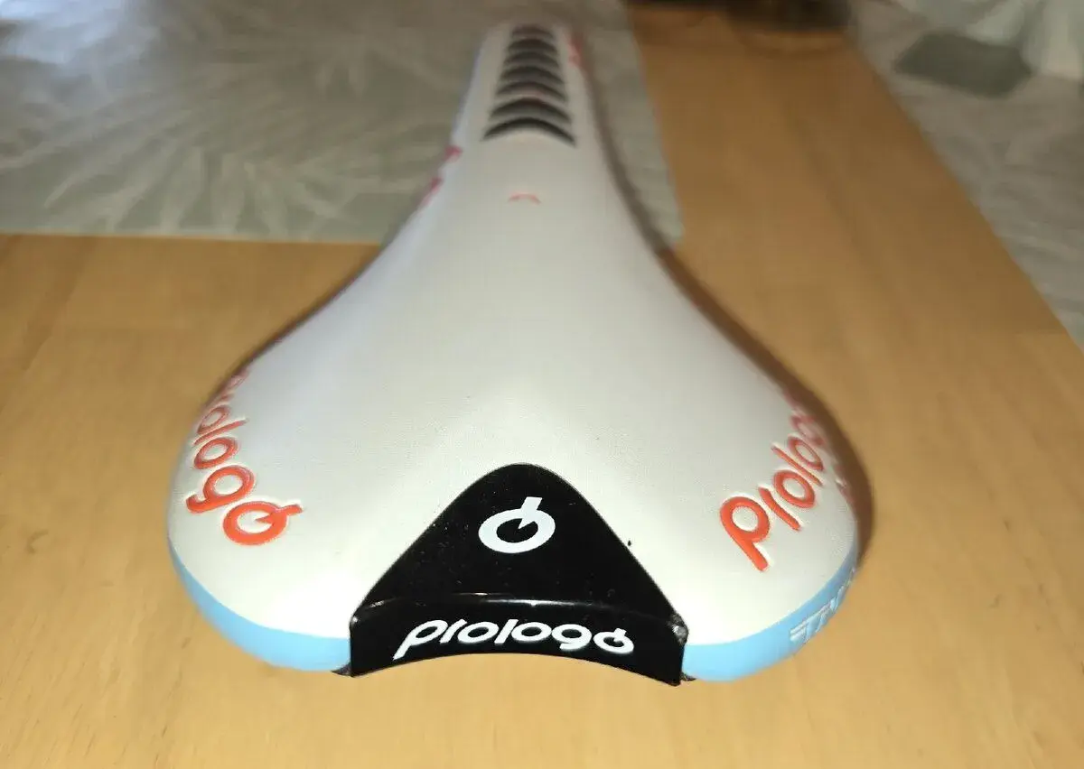 Sedlo Prologo NAGO 40