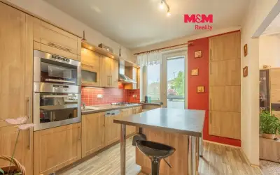 Prodej bytu 3+1 s garáží, 69 m², Slaný, ul. Navrátilova