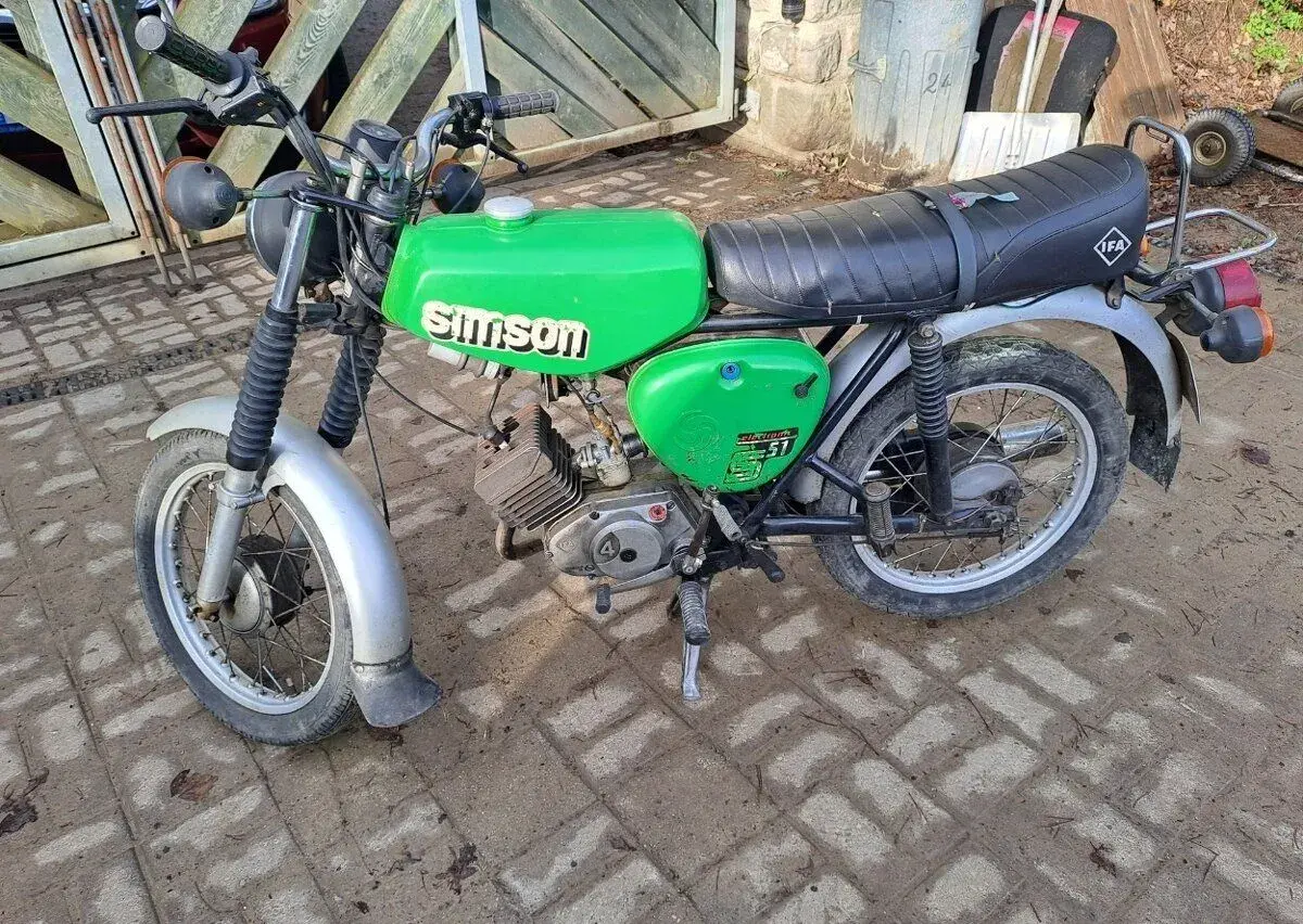 Simson S 51
