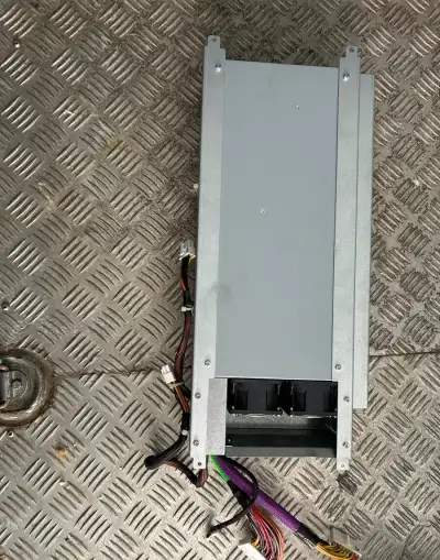 Serverový zdroj AcBel 1000W – funkční