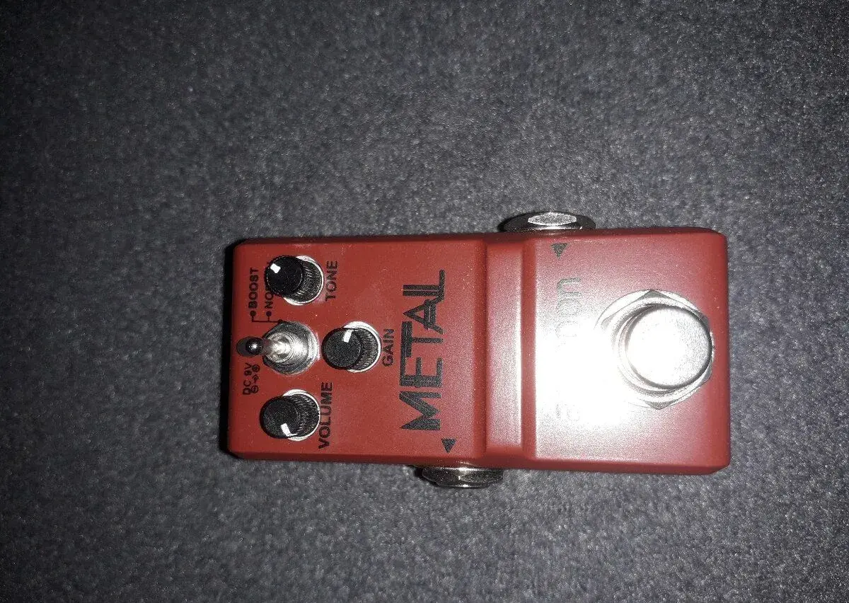 Kytarový metalový pedálový efekt AMMON METAL, NOVÝ