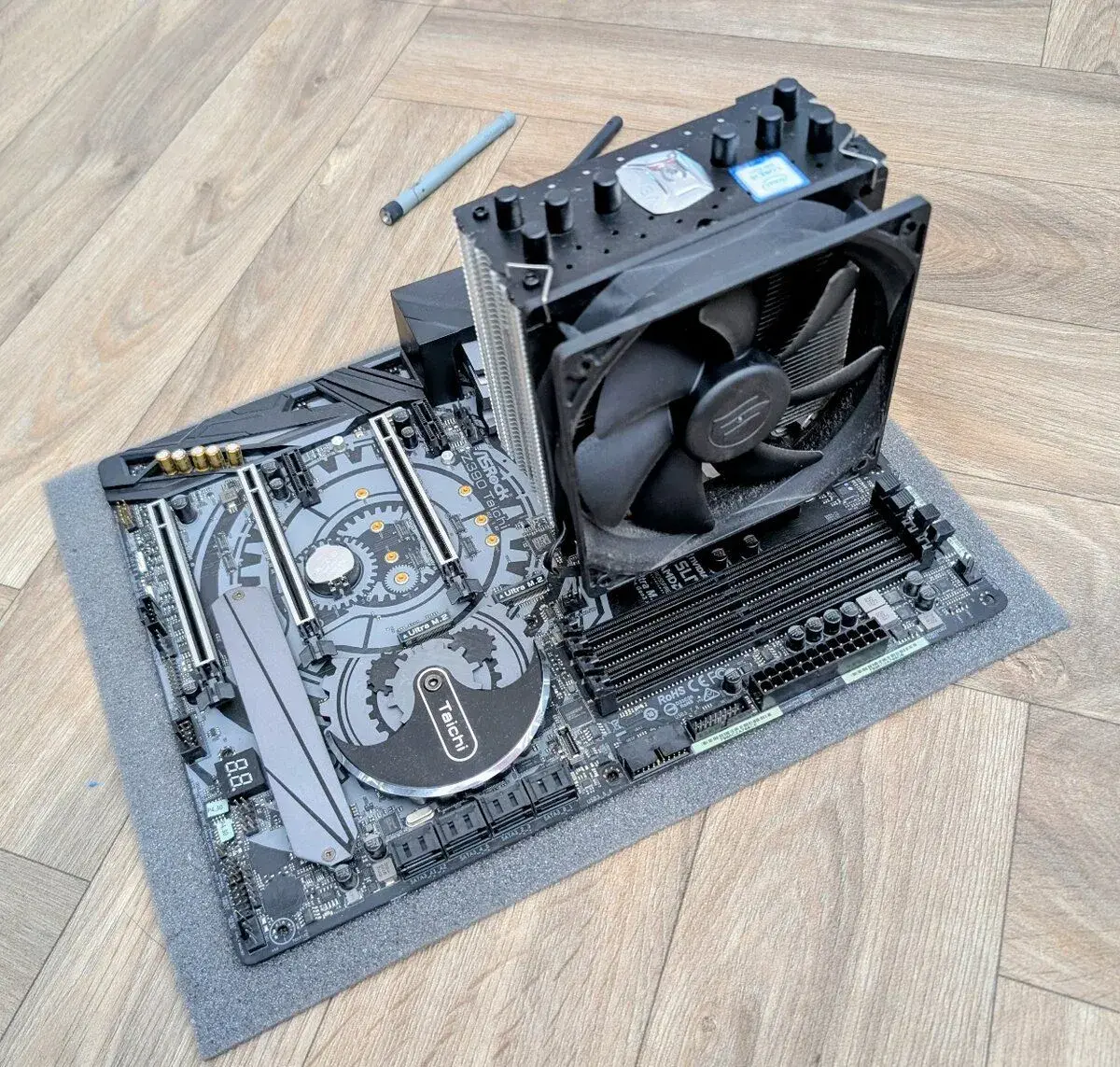 Sada procesor a základní deska i5 9600kf + z390