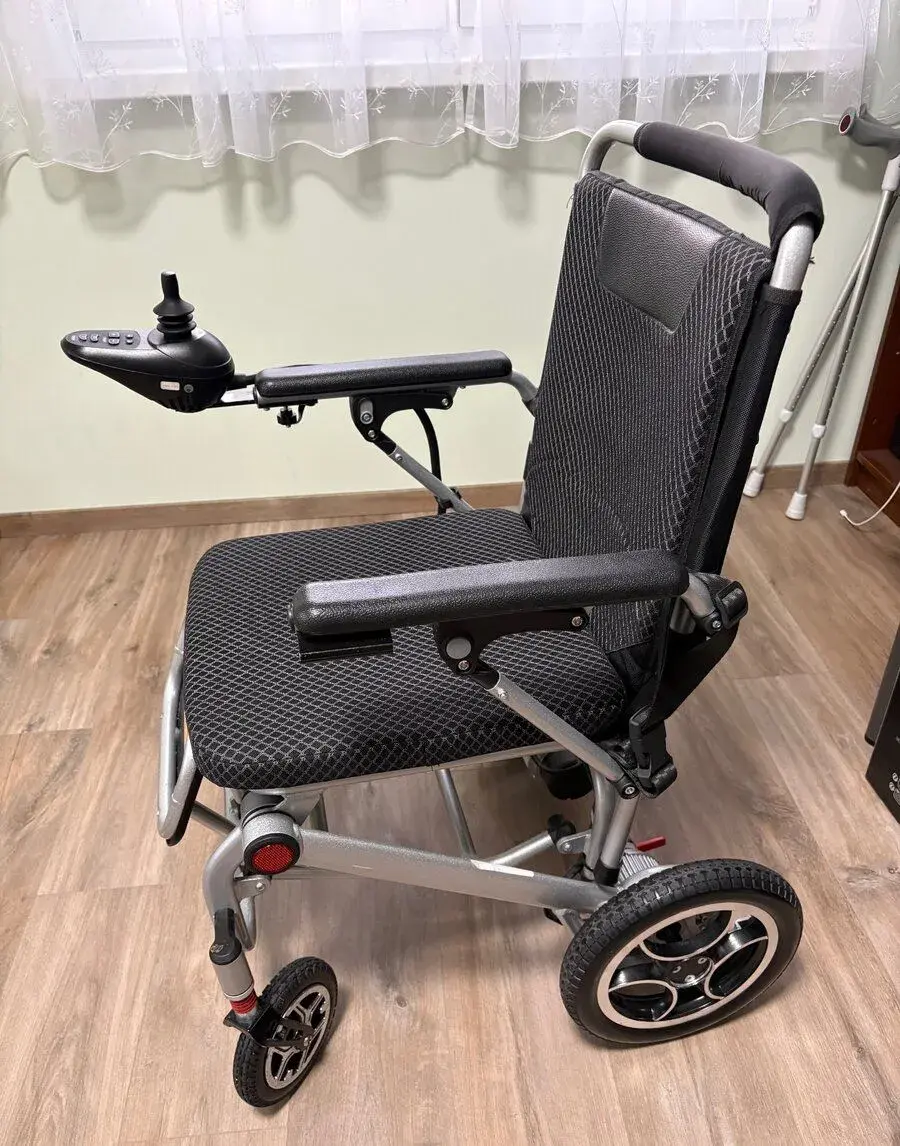 elektrický invalidní vozík BC-EA5513-odlehčený, v Záruce