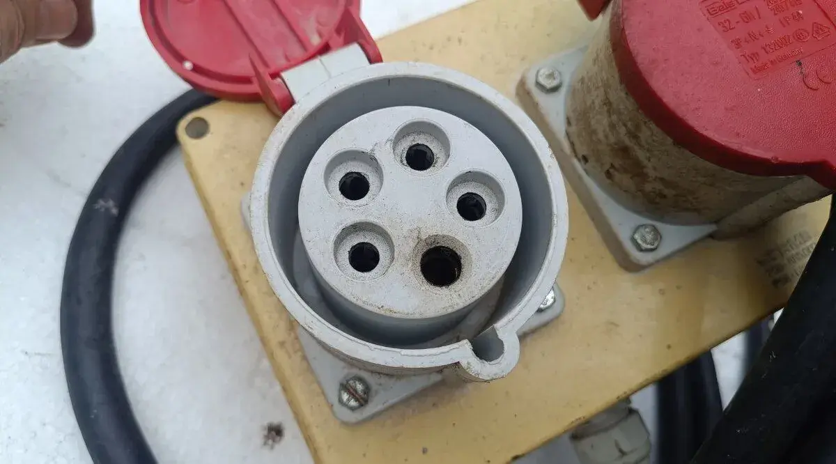 Kabel 380