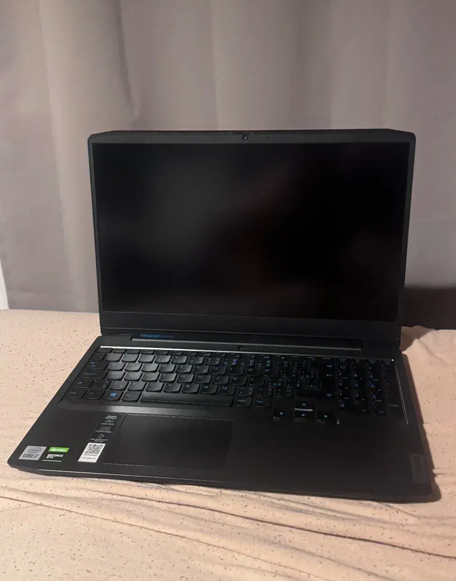 Lenovo IdeaPad Gaming 3 15IMH05