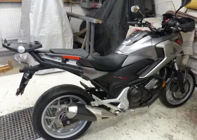 Kufr givi maxia včetně plotny a držáku na honda nc 750X