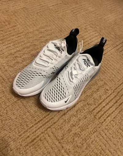 Boty Nike Air Max 270