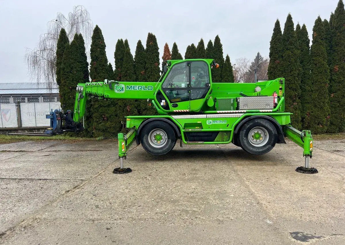 Merlo ROTO 40.26 MCSS – 2014 – ovladač + příslušenství
