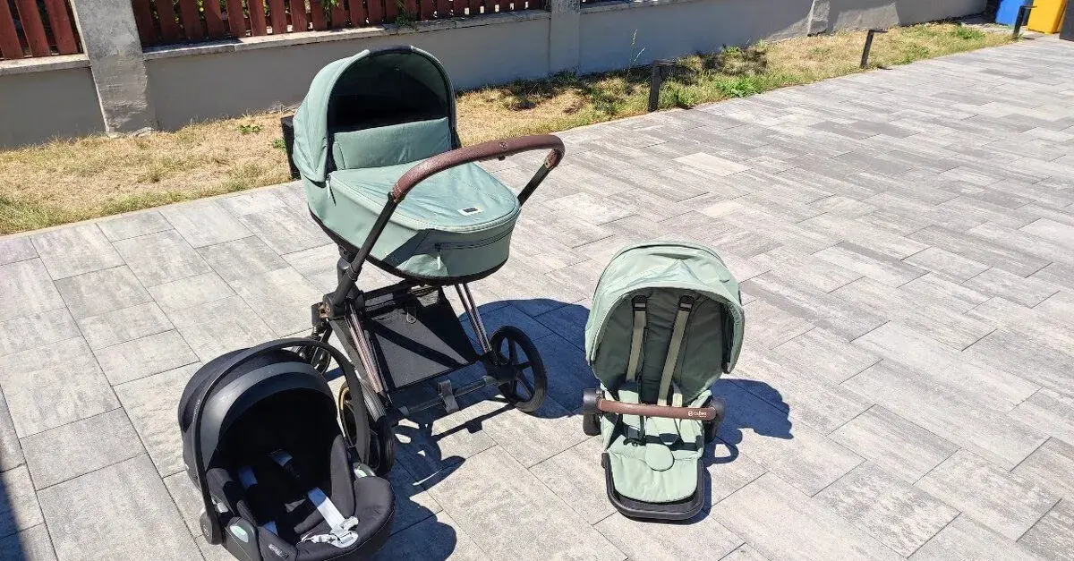 CYBEX Priam 4.0 RoseGold + vajíčko Cloud T i-Size