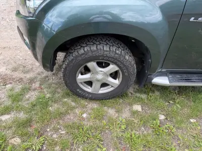 Isuzu d – 2011, 193 000 km