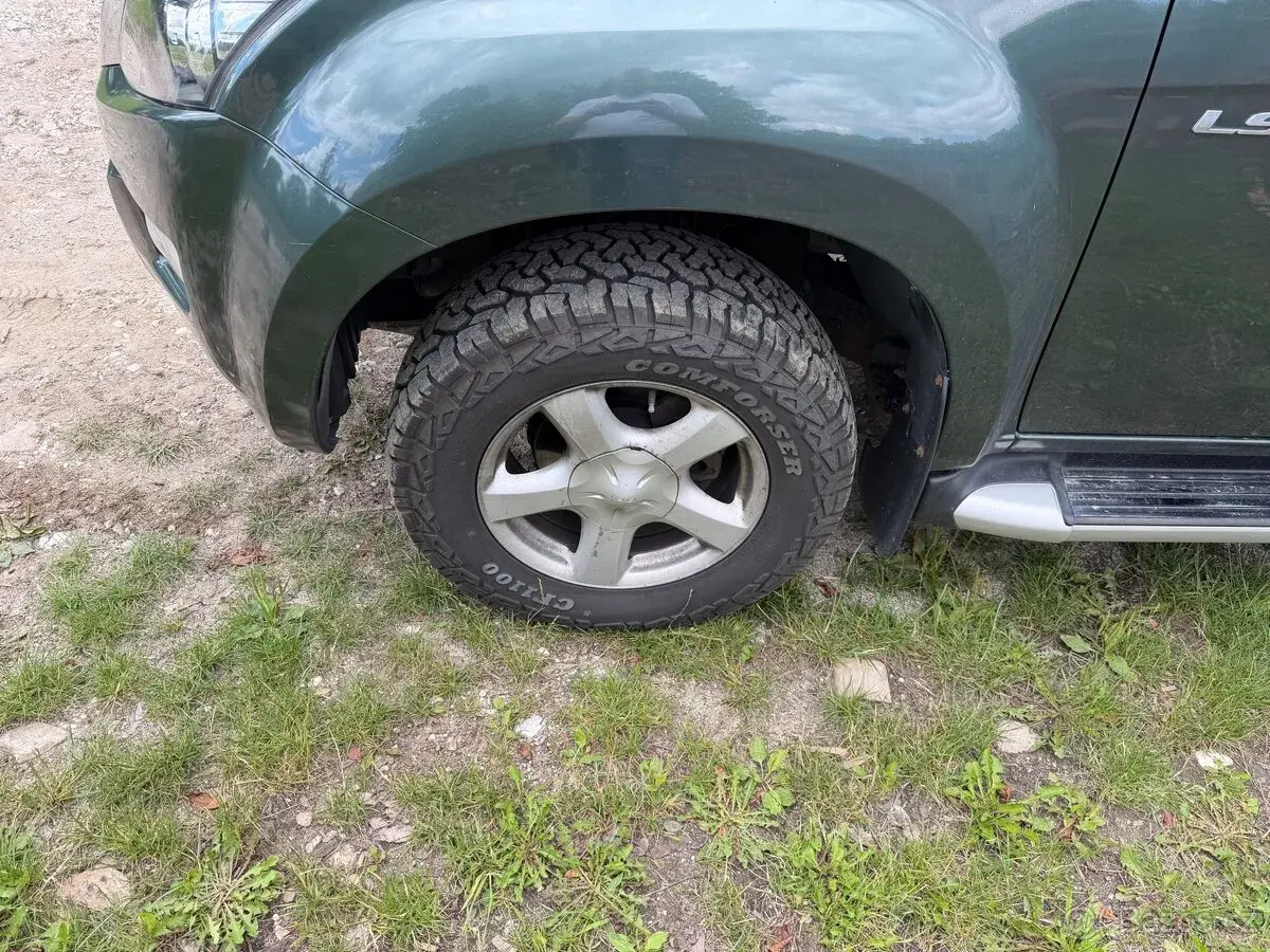 Isuzu d – 2011, 193 000 km