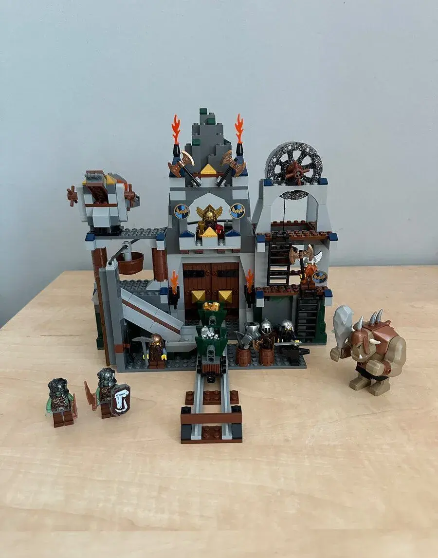 LEGO Castle 7036 Důl trpaslíků