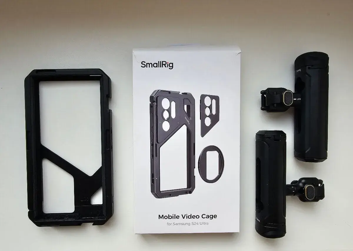 SmallRig Samsung Galaxy S24 Ultra Cage Kit 4601 + 2x handle
