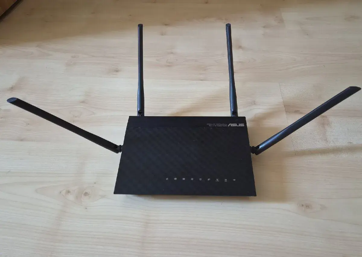 802.11ac 5GHz wifi router Asus RT-AC1200G+