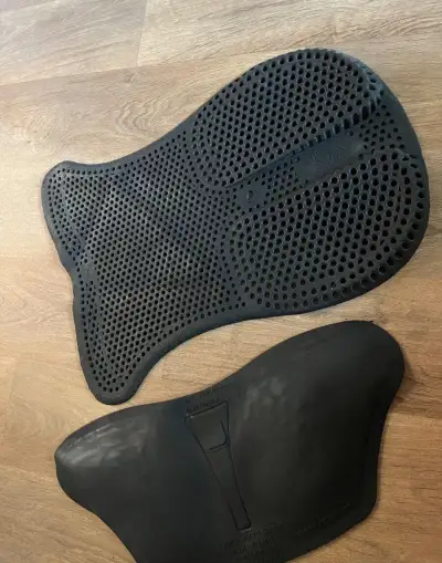Acavallo gelové podložky pod sedlo