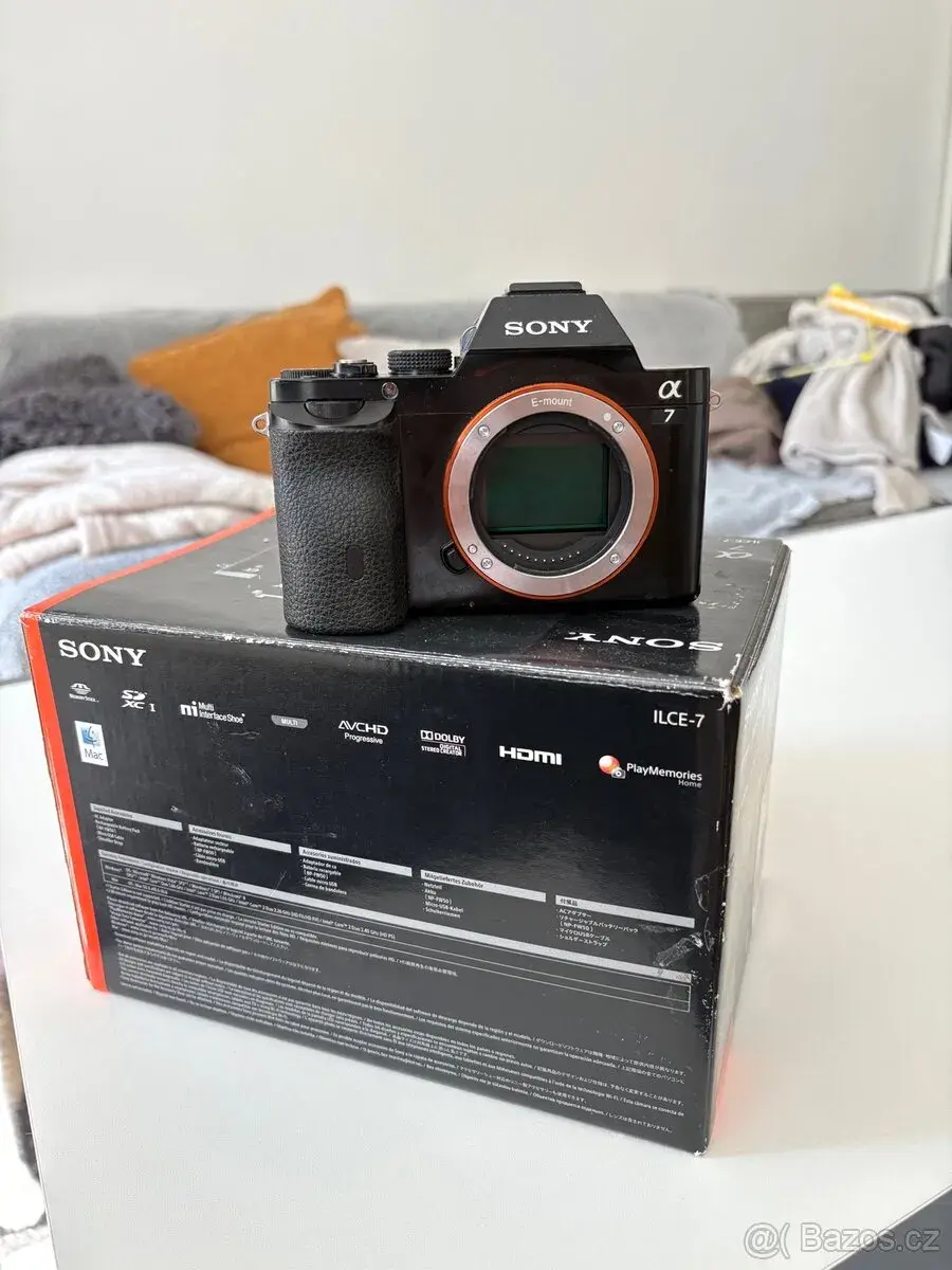 Bezzrcadlovka Sony A7 - tělo, jen 19 793 snímků
