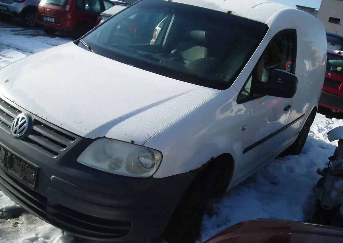 Volkswagen Caddy – 2010, 230 000 km