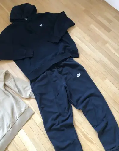Teplakova souprava NIKE vel L