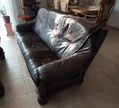 Holandskou sedací soupravu masiv