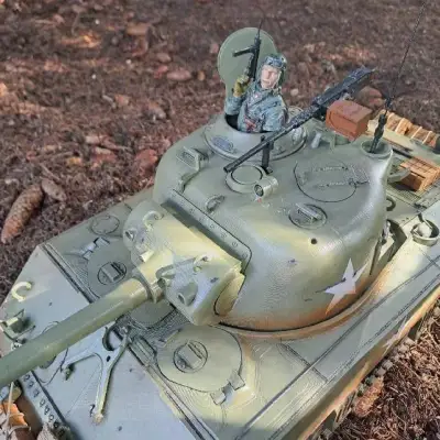 Model sovětského obrněného vozidla měřítko 1/10