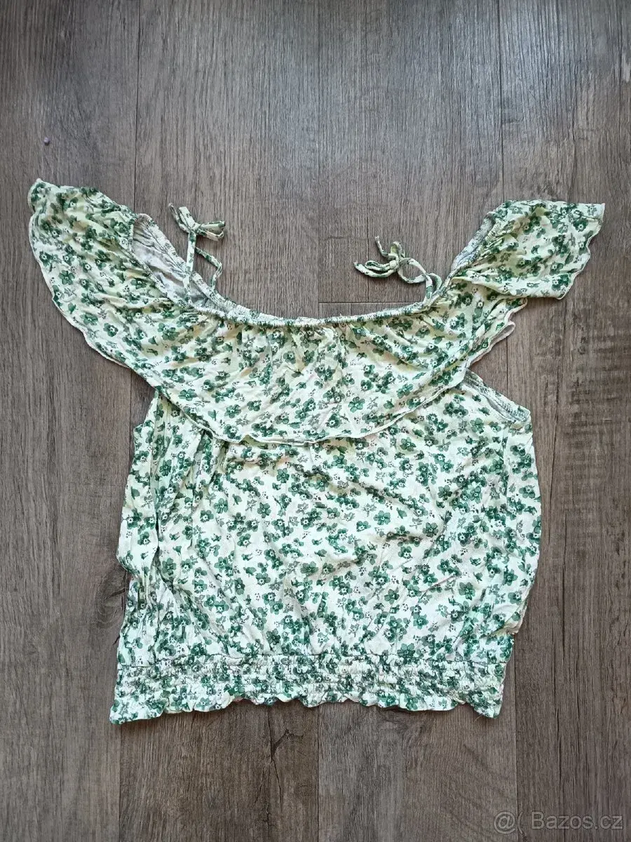 Lehký květinový top vel.146/152 zn.H&M