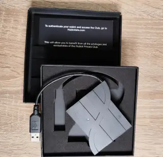 USB ČTEČKA KARET HUBLOT PRO OVĚŘENÍ PRAVOSTI HODINEK