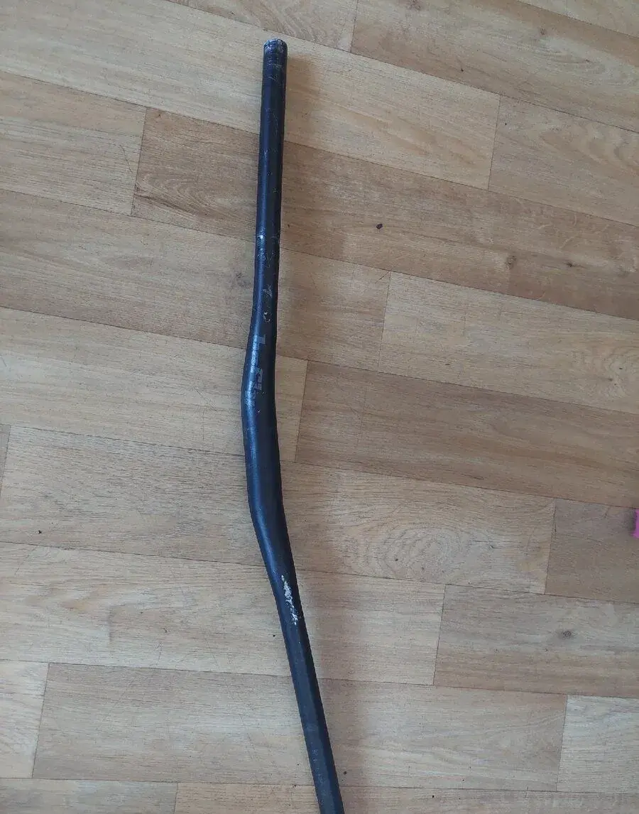 Řidítka befly 31,8 délká 740mm