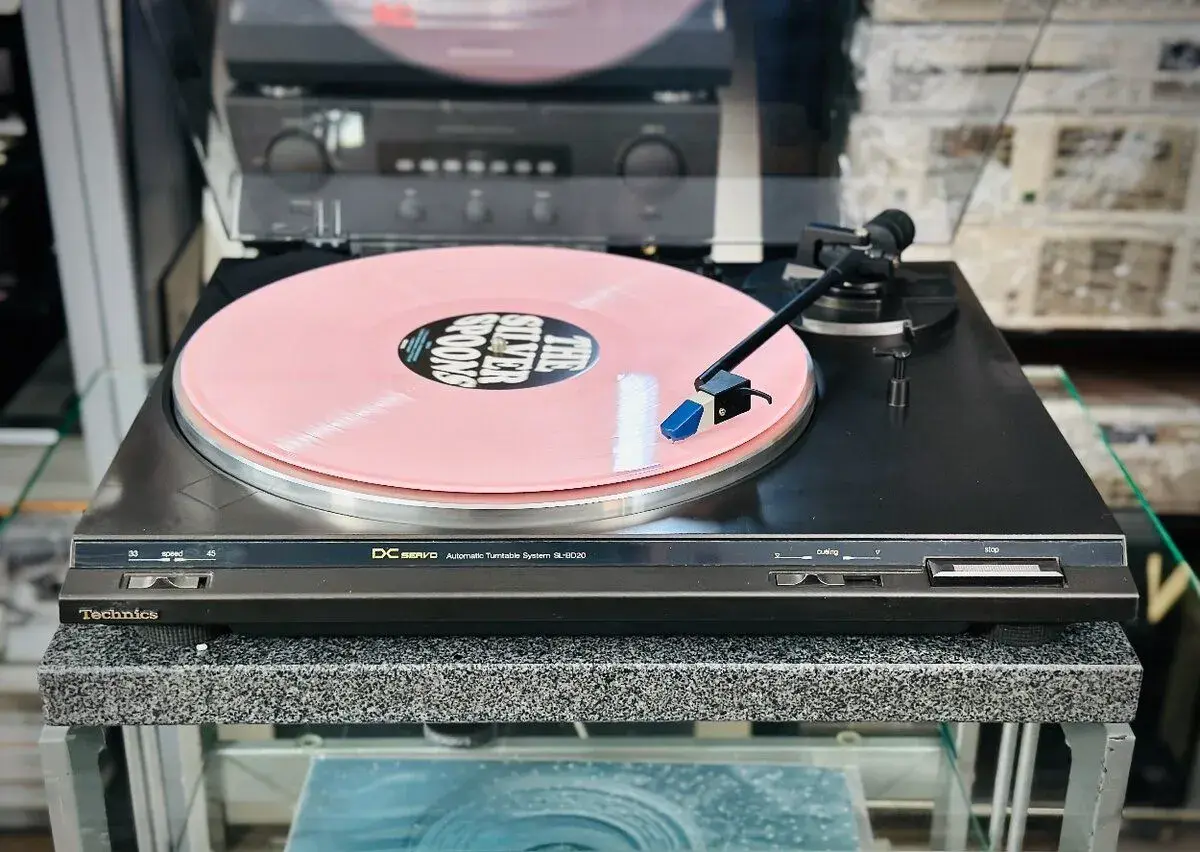 TECHNICS SL-BD20 (r.1986) belt-drive, poloautomat