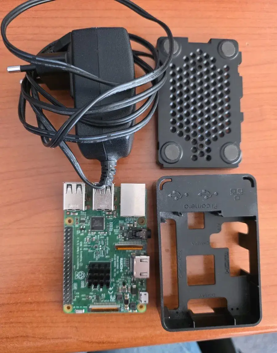 Raspberry Pi 3 v1.2, 1GB RAM
