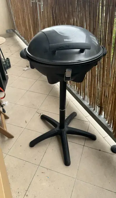 Elektrický gril TRISTAR BQ-2816 Barbecue