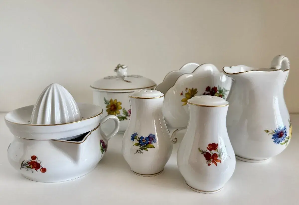 Porcelánové stolní doplňky - Dubí / Rokoko - Házenka