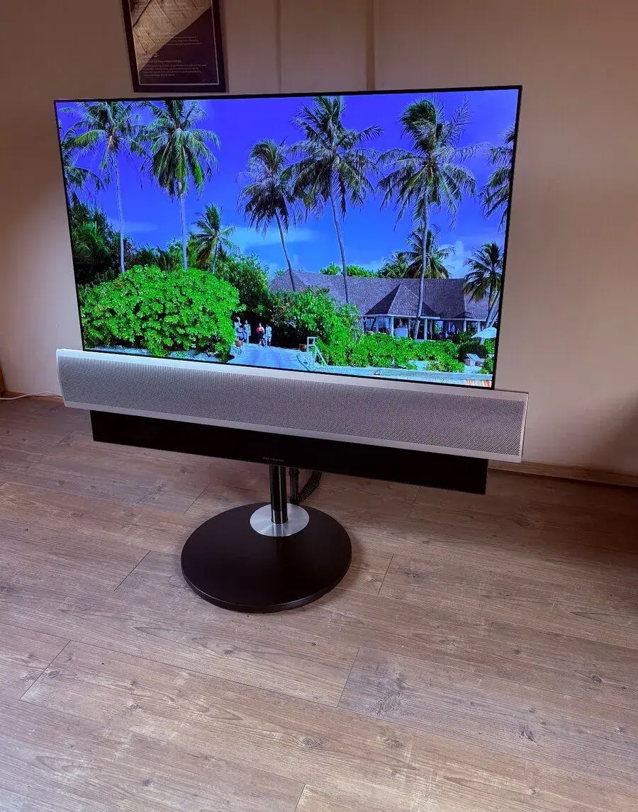 Bang & Olufsen Beovision Eclipse 55 2nd Gen motorový stojan,
