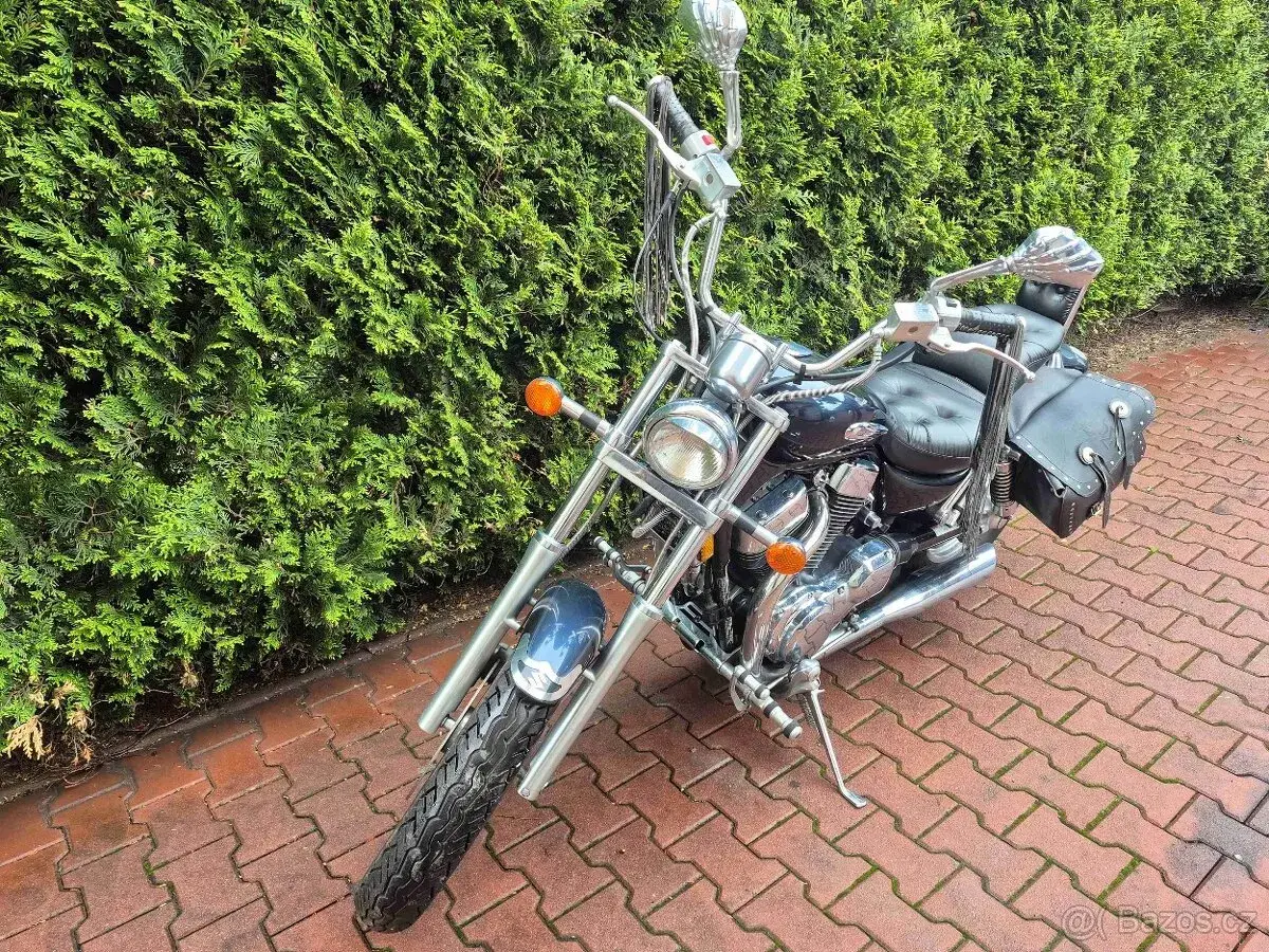 Suzuki Intruder VS 1400