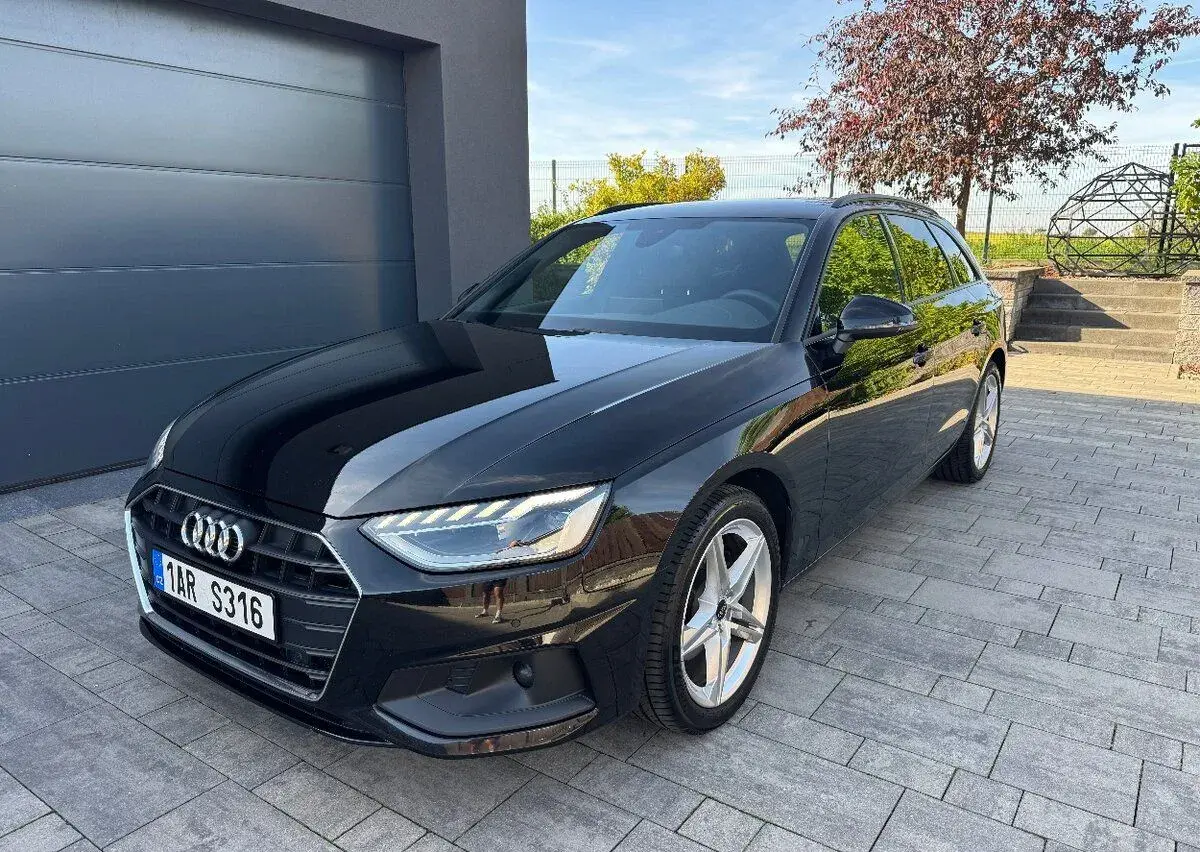 Audi A4 – 2022, 169 000 km