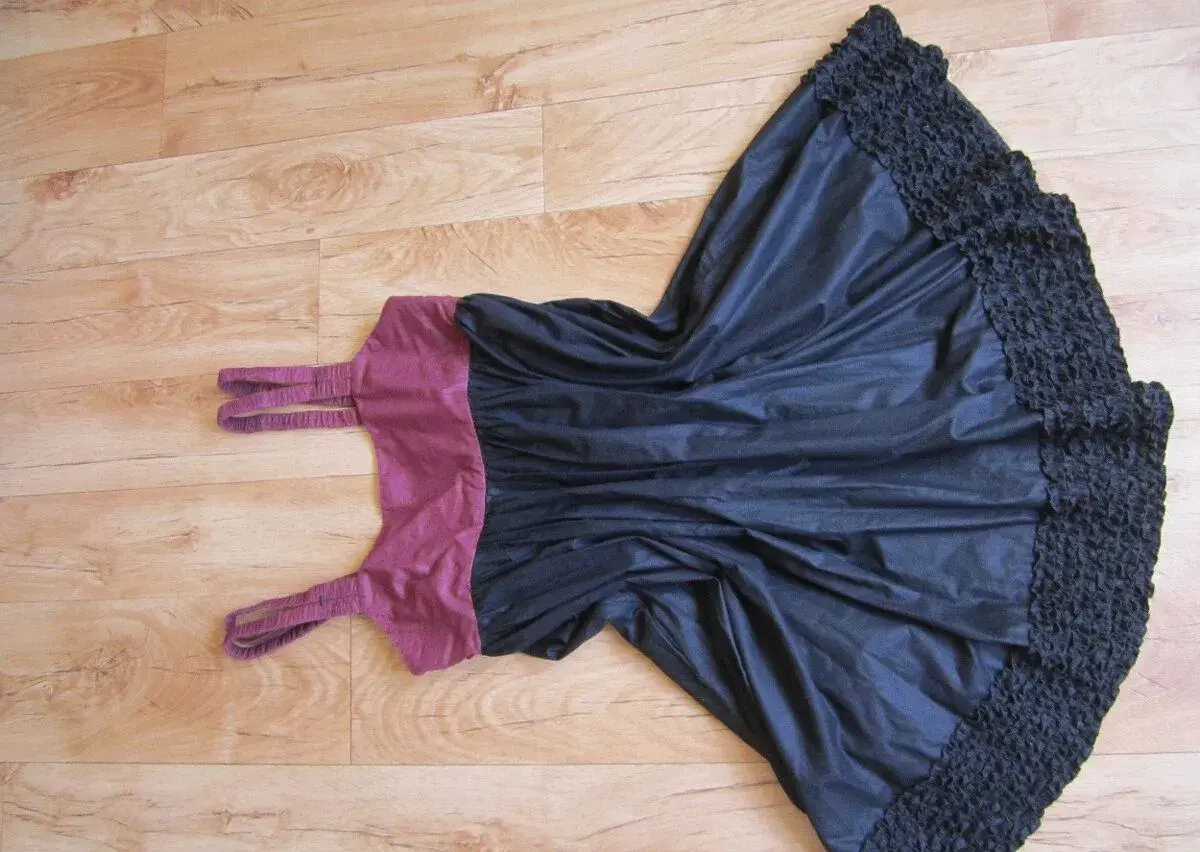 Šaty od španělského výrobce, L/40 až XL/42, bavlna