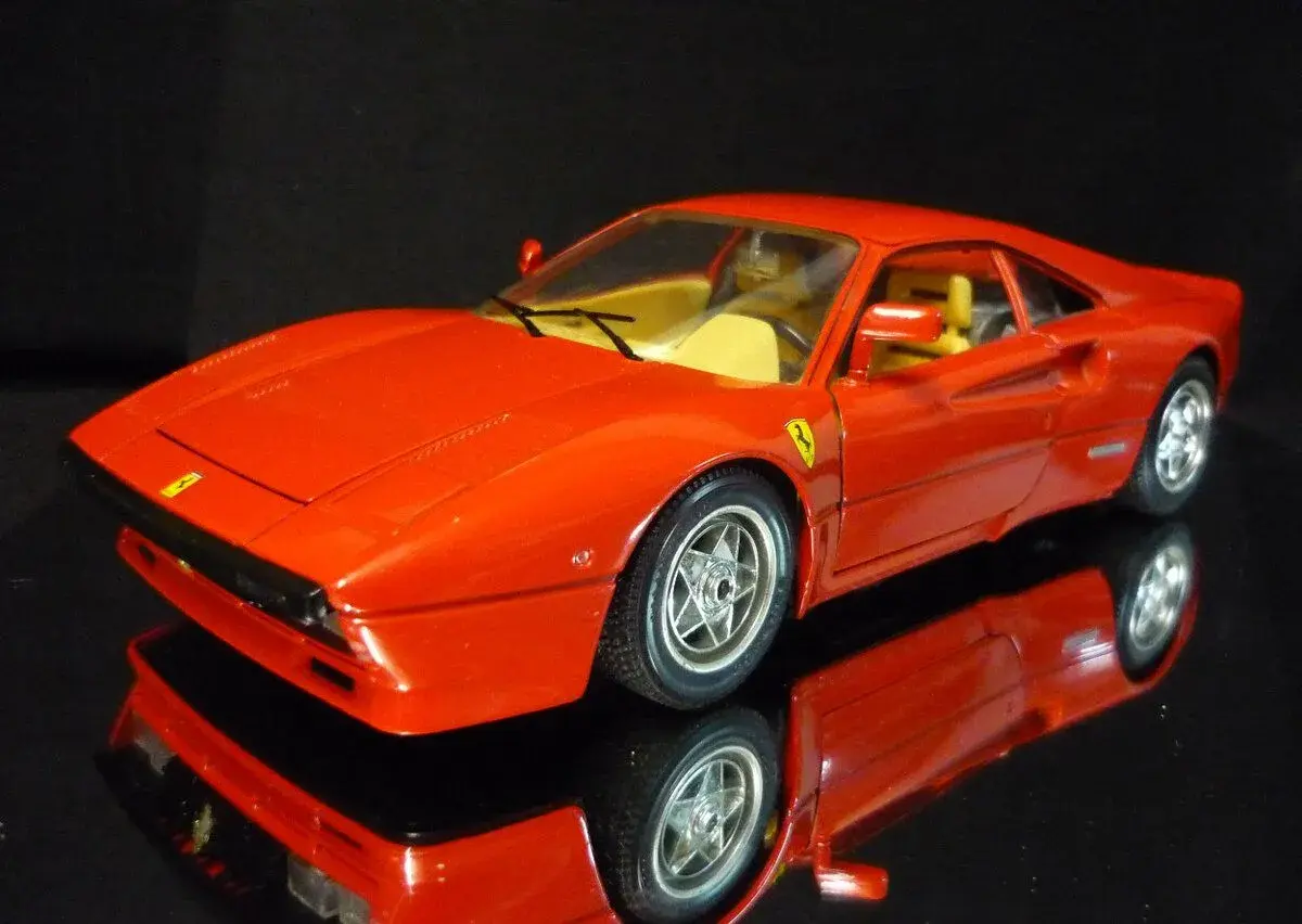 Ferrari GTO 1984 Bburago 1/18