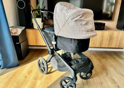 BUGABOO FOX 5 – STAV | NOVÁ STŘÍŠKA | BOHATÁ VÝBAVA