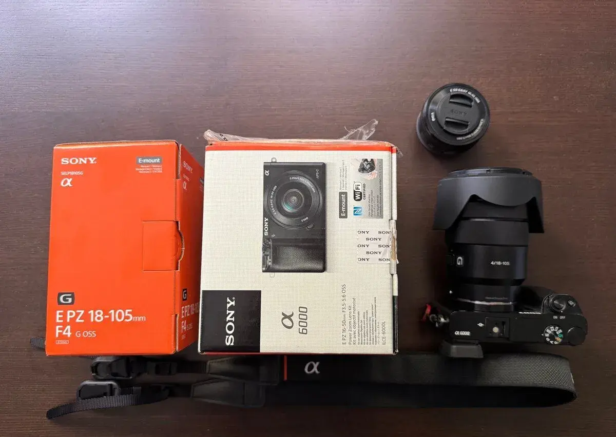 Sony A6000 + Sony 18–105 mm f/4 G OSS + setový objektiv