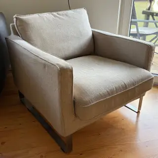 Křesla IKEA MELLBY