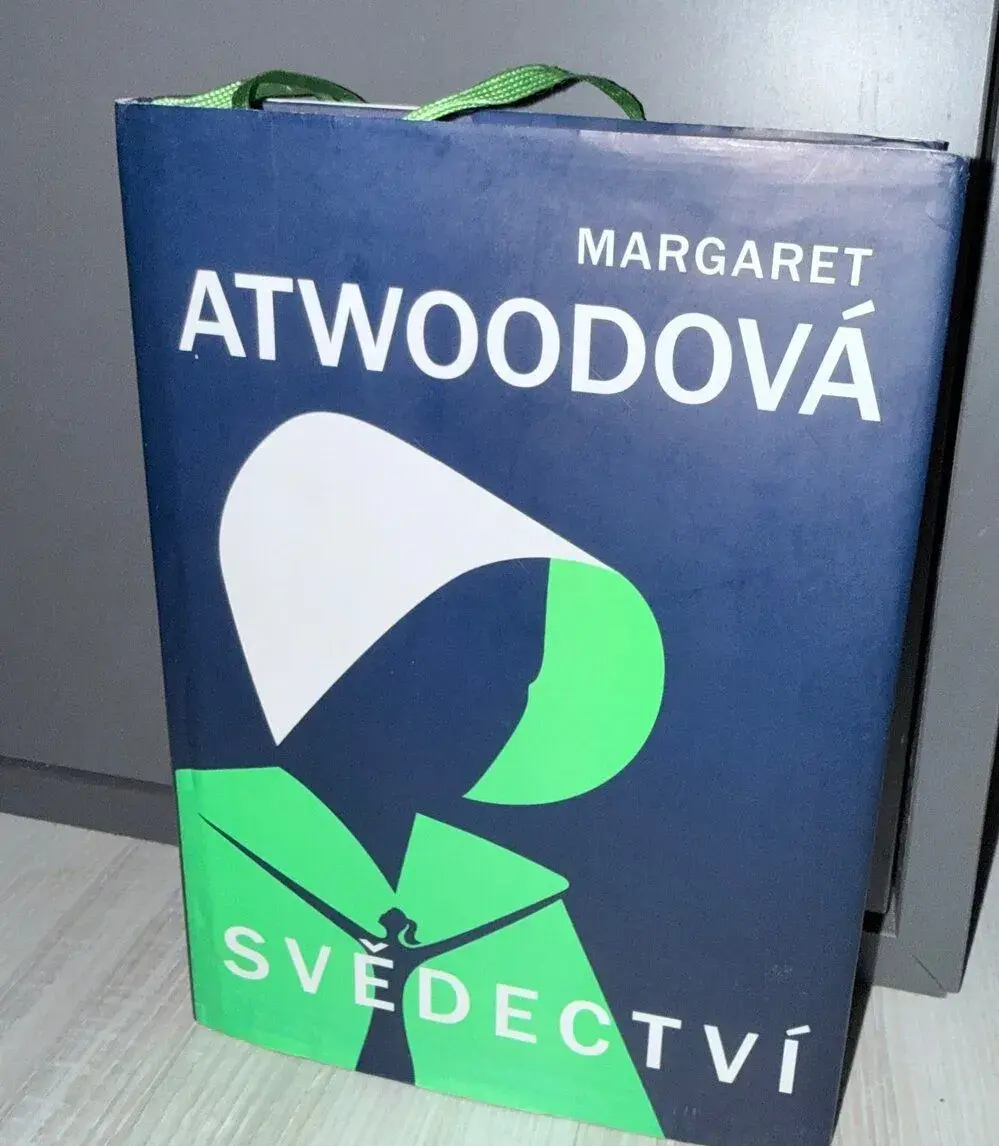 Svědectví kniha (M.Atwoodová)