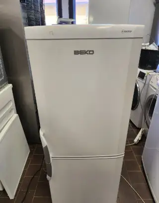 Beko lednice z mrazákem