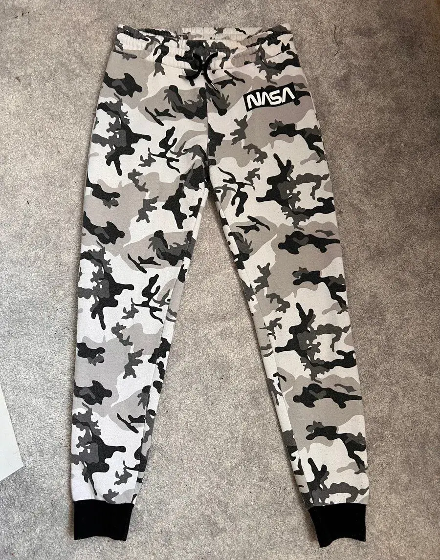 tepláky NASA Primark