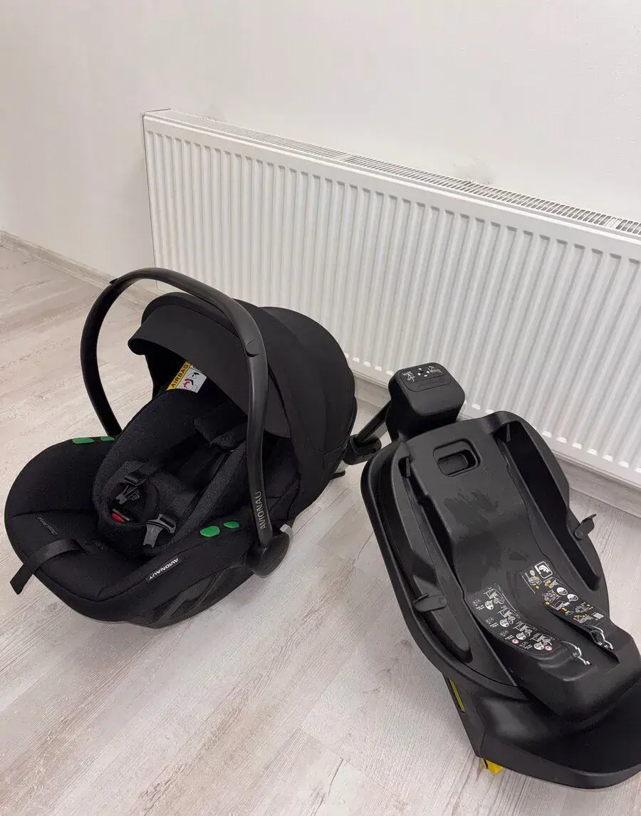 Avionaut Pixel PRO 2.0 + otočná IQ Base Orbit STAV