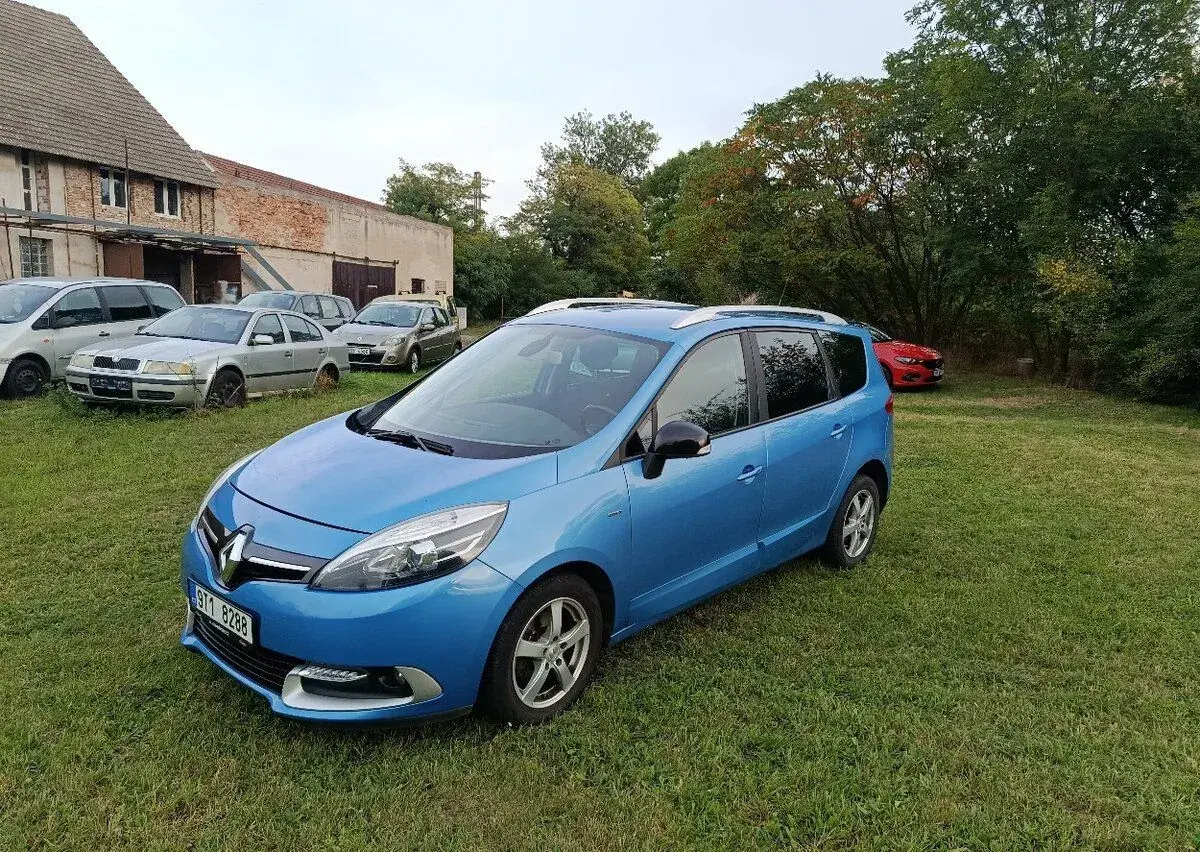 Renault grand – 2015, 196 425 km