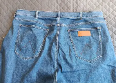 Džíny Wrangler